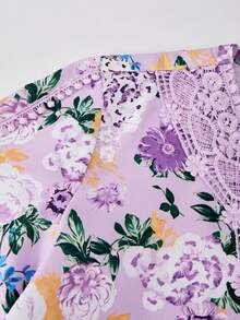 SHEIN Explorewe 女童数码印花V领长袖连衣裙，饰有花朵滚边，适合春夏日常、度假和休闲穿着。 - 淡紫色 - 查看 6