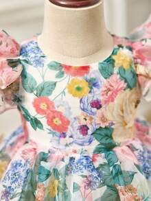 SHEIN Girls Ditsy Floral Dress, Children's Fashionable Princess Dress, Baby Summer Dress, Little Girl Summer Dress - Green - View 3