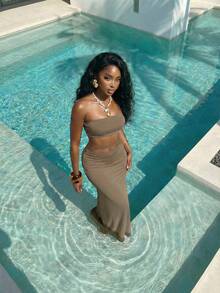 Slaydiva 全新春夏款式，日常约会完美之选，优雅迷人，适合海滩度假、邮轮派对等各种场合。简约时尚，也适合生日派对和性感场合。无肩带鱼尾裙，修身浅棕色两件套女装 - A - 棕色 - 查看 8