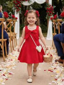 SHEIN 小女孩红色蝴蝶结装饰腰身连衣裙，红色姐妹装 - 紅色 - 查看 6