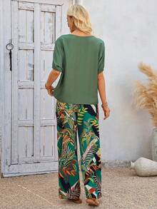 EMERY ROSE 女士优雅褶皱V领短袖衬衫杏色休闲套装，女士两件套，女士春夏裤装套装，女士夏季亚麻裤套装，女士夏季裤装和衬衫套装，女士休闲春季套装，女士套装，女士休闲夏季套装 - 軍綠色 - 查看 2