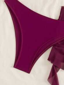 Swim SXY Bộ bikini trơn màu biển Swim Chic với bèo nhún bất đối xứng, họa tiết hoa 3D và chân váy lưới. - Màu Đỏ Sâu - Xem 3