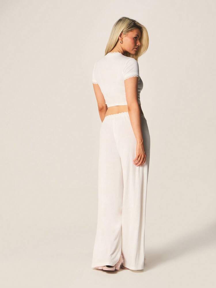 MISSGUIDED 자수 신부 골지 크롭 탑 및 와이드 레그 잠옷 세트, 반팔 및 하이 웨이스트