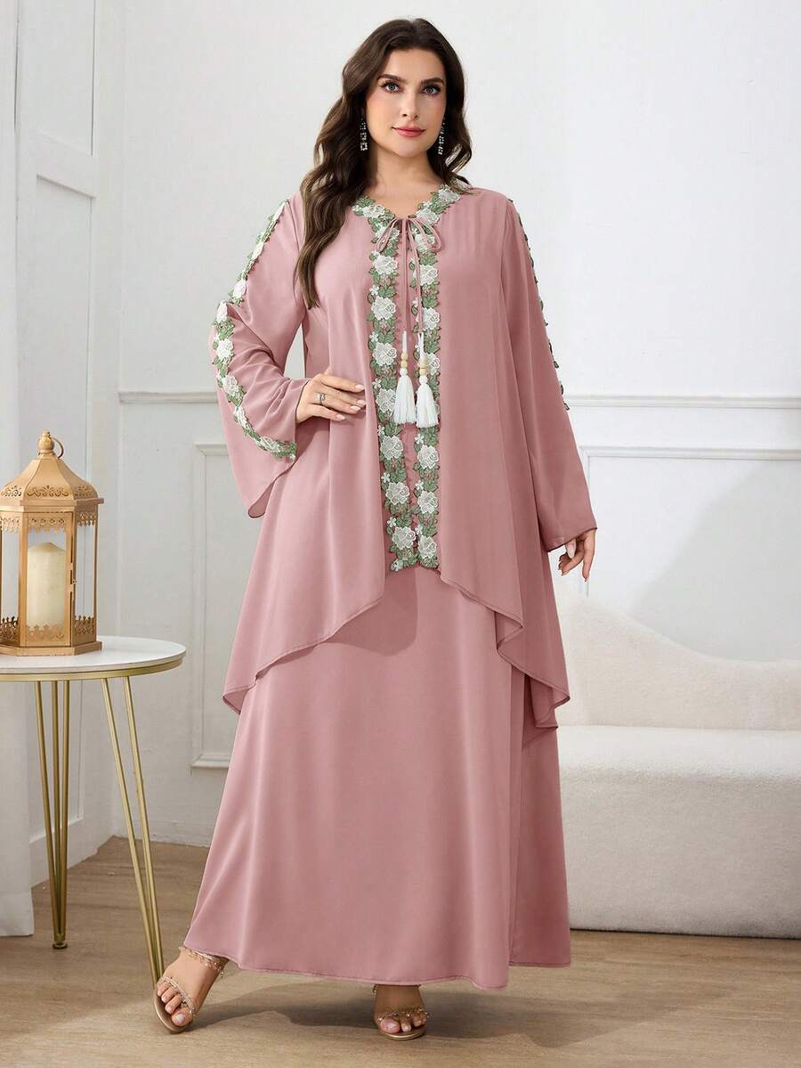 Al Najma 大码女式优雅花卉蕾丝贴花喇叭袖流苏系带连衣裙,度假风,春秋季 - 粉色 - 查看 1