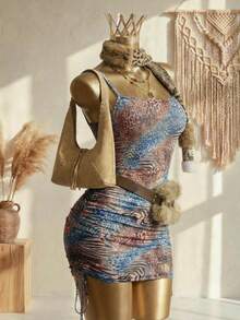 Elin Vora 女士夏季豹纹斑马纹褶皱腰身优雅吊带迷你连衣裙，适合约会和派对穿着 - 彩色 - 查看 5