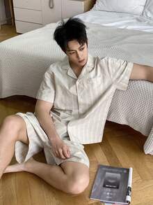 DAZY Men's Solid Color White Textured Fabric Short Sleeve Top And Pants Pajama Set, Spring/Summer - White - View 1