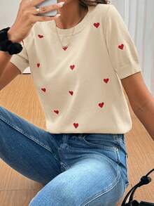 SHEIN Frenchy 女士爱心印花圆领短袖休闲针织上衣 - 杏色 - 查看 5