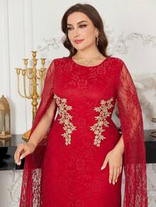 Modelyn Vestido de noche/vestido formal de encaje rojo con mangas de chal, elegante y entallado para tallas grandes - Burdeos - Ver 3