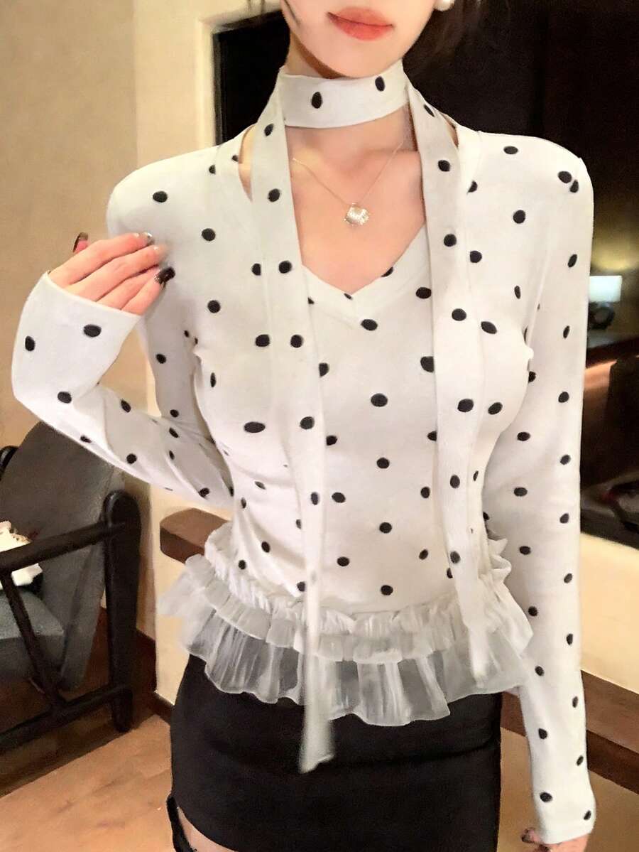DAZY Áo thun nữ cổ chữ V tay raglan chấm bi dáng ôm vừa vặn phong cách thường ngày - trắng - Xem 1