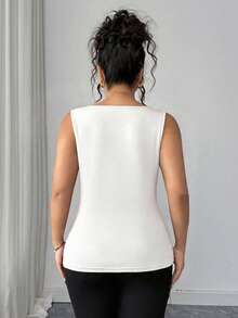 Elenzga 大码纯色无袖宽肩带修身褶皱圆领针织背心 - 白色 - 查看 2