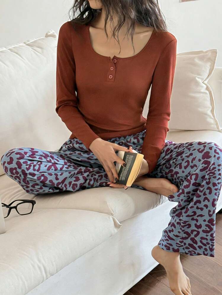 2pcs Women's Sleepwear Set: Red Fitted Top & Leopard Print Pajama Pants