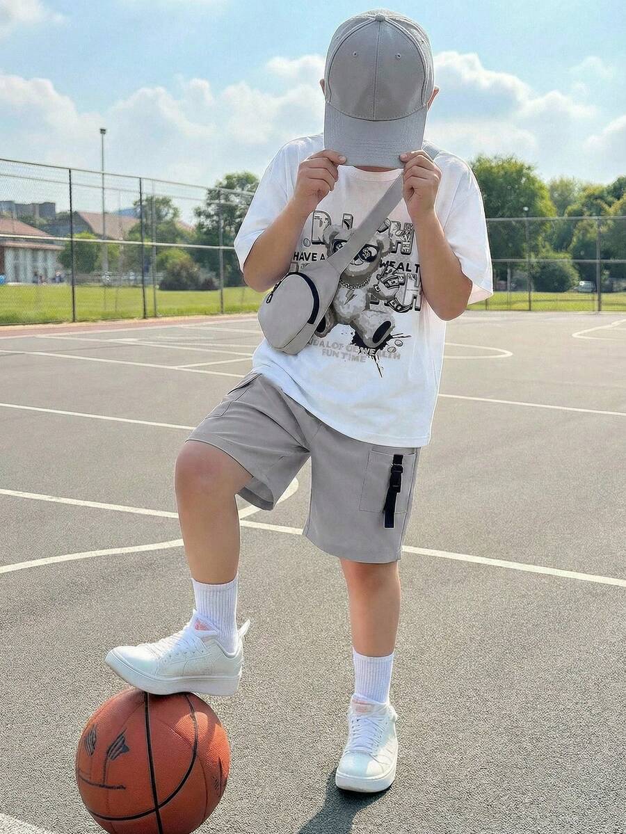 Fantacosmos 男童可爱小熊印花T恤、带口袋的工装短裤和迷你斜挎包三件套，春夏款 - 灰色 - 查看 1