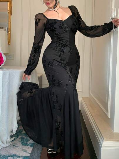 DAZY 女士方领优雅植绒花卉长袖修身鱼尾连衣裙，适合正式场合