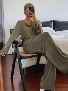 Bộ đồ mặc nhà tối giản màu trơn gồm áo khoác cardigan và quần dài dành cho nữ. - xanh quân đội - Xem 1