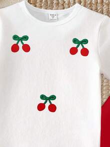 SHEIN Set de 2 piezas de camiseta con estampado gráfico de cereza, hojas y lazo, y leggings casuales para niñas pequeñas, uso cómodo para primavera, verano y otoño - Multicolor - Ver 3