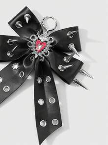 ROMWE Grunge Punk 1款Y2K朋克个性化复古甜美酷炫暗黑风哥特黑色皮革双排金属气眼铆钉古银色滴油桃心DIY钥匙扣配件包包吊坠，适合女孩和女士日常佩戴，节日礼物 - 黑色-15 - 查看 3