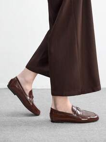 CUCCOO BIZCHIC 女士圆头乐福鞋，金属扣设计，通勤职场百搭平底鞋，舒适一脚蹬，情人节礼物 - 咖啡棕 - 查看 3