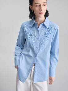 2026 Blusa de manga larga con cuello redondo, cómoda y transpirable, con parche bordado en el pecho, elegante y urbana, para uso casual en la oficina.Atuendo de alta calidad para aeropuerto/crucero, con sensación de lujo minimalista, esencial versátil para las 4 estaciones - Azul - Ver 5