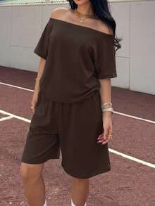 Muchica 女士休闲纯色斜肩短袖上衣短裤套装，夏季 - 巧克力棕 - 查看 3
