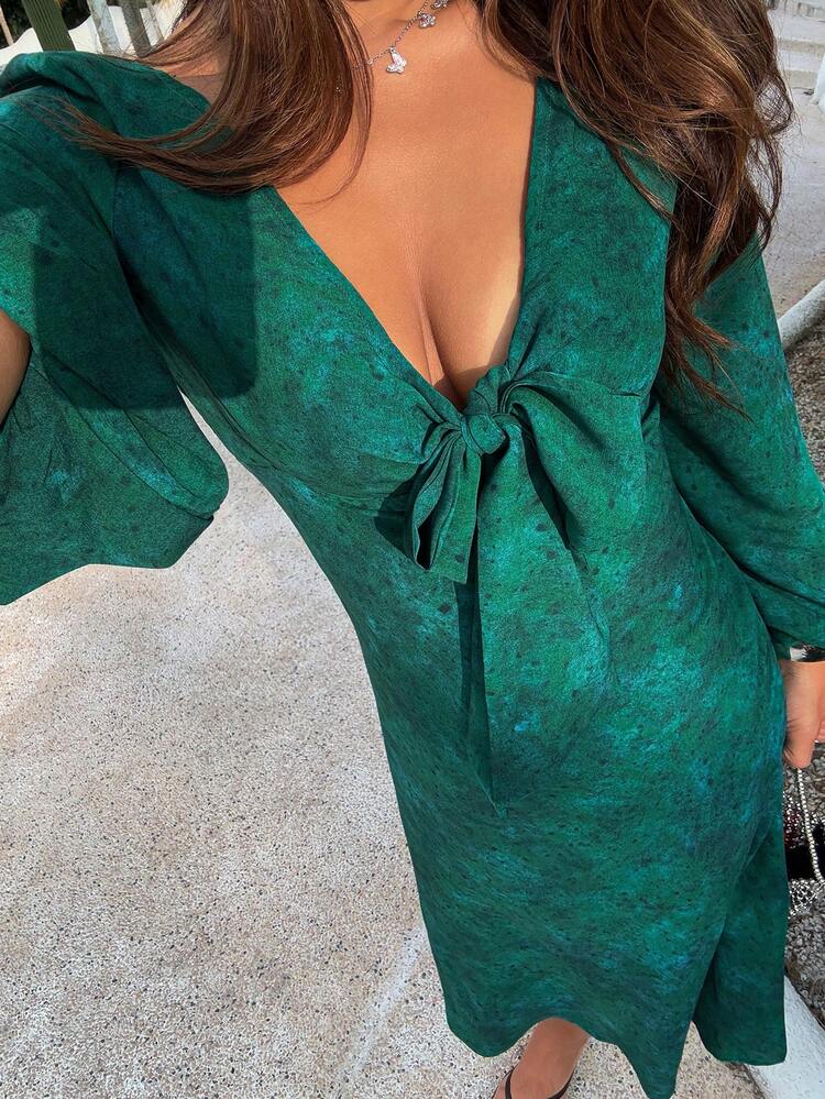 French Style Long Sleeve V-Neck Ditsy Floral Fitted Mermaid Dress