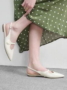 CUCCOO BIZCHIC Sepatu Slip-On Datar Wanita dengan Desain Gesper dan Ujung Lancip - Krem - View 4