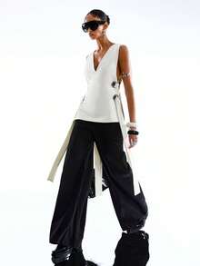 LYSMO 2026新款极简主义春夏女装时尚性感纯色双层无袖金属孔眼时尚开衩背心/夏季女装/夏季假期/春季女装/春假/春季上衣/狂欢节服装/2026狂欢节女装造型/派对上衣 - 米色 - 查看 1