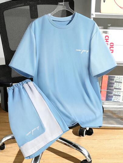 两件套休闲简约圆领T恤和针织短裤套装，适合青少年男孩，面料质感，款式百搭，夏季新款，适合春、夏、秋季穿着。