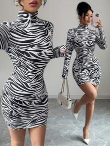 SHEIN PETITE Abito mini casual elegante per vacanze e feste in spiaggia, primavera/estate, da donna, slim fit, a righe nere e bianche, collo alto, maniche lunghe, per donne petite - Bianco e nero - Visualizzare 8