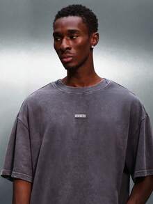 PLAYBOY X SUMWON Áo thun nam dáng rộng cổ tròn tay ngắn với logo nhỏ trên ngực, chất liệu cotton, kiểu dáng thoải mái, cơ bản hàng ngày, phong cách đường phố hiện đại. - Xám - Xem 3