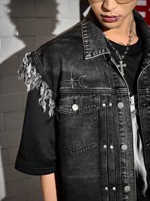 ROMWE MEN Grunge Punk 男士星月刺绣单排扣口袋毛边下摆休闲牛仔背心 - 藍色 - 查看 3