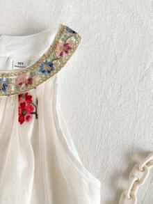 SHEIN Tween Girls Floral Embroidered Sleeveless Dress - Apricot - View 11