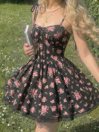 SHEIN MOD 黑色碎花浪漫可爱乡村风连衣裙，饰有蝴蝶结、荷叶边、蕾丝，V 腰设计，适合假日、野餐、约会、情人节、女士度假装、女士生日礼服、狂欢节等场合。