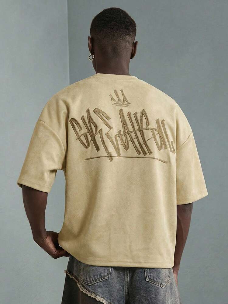 T-shirt court oversize à imprimé graffiti