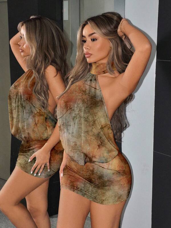 SHEIN ICON Đầm mini cổ yếm phong cách đường phố thường ngày, họa tiết rằn ri nhuộm tie-dye màu cam xám nâu, in toàn thân, thích hợp cho các dịp thường nhật, du lịch, lễ hội âm nhạc.