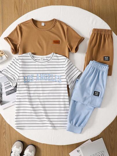 SHEIN 4件套男童休闲条纹图案圆领短袖T恤和裤子套装，适合通勤、上学、日常休闲穿着、运动、春夏穿着。