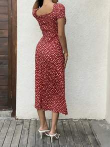 SHEIN Unity Đầm ngắn tay họa tiết hoa nhí thanh lịch dành cho nữ, kiểu dáng dự tiệc, thắt nơ phía trước. - Đỏ - Xem 2