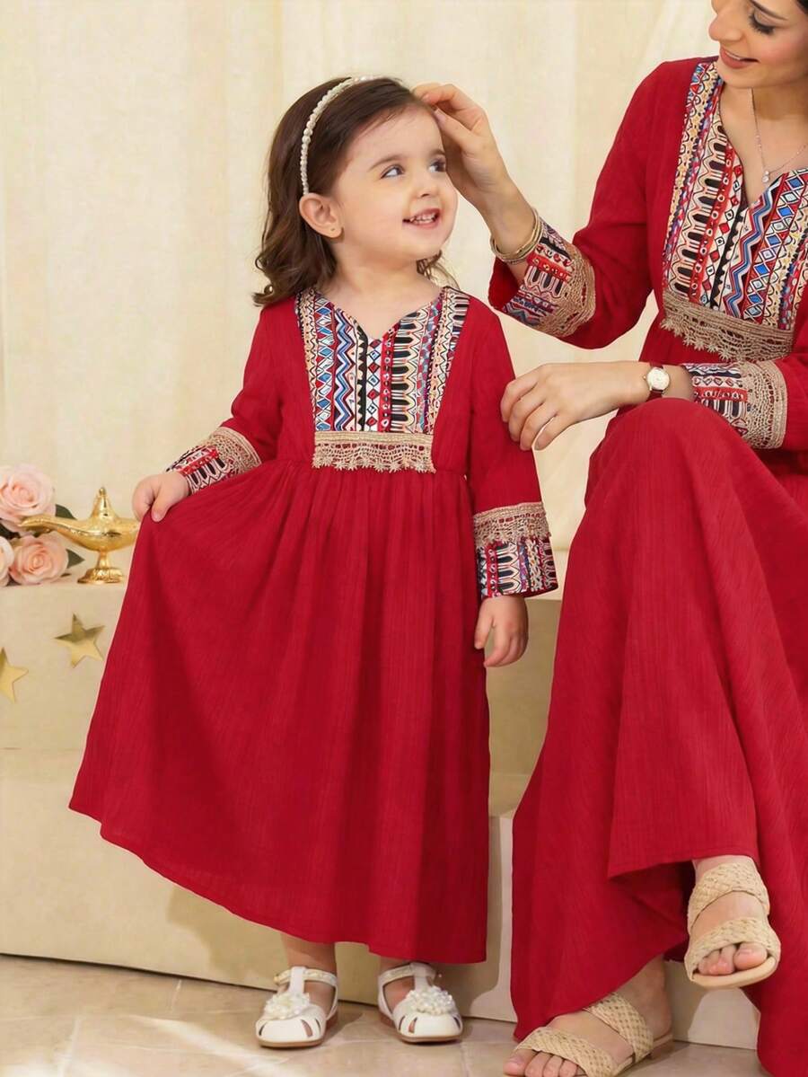SHEIN Baby GirlCasual Retro Pattern Dress, Suitable For Spring, Summer, Autumn, Home, Outdoor, Holiday, Party, Daily Wear - Red - View 1