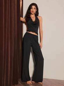 Slumberist 女士成熟性感蕾丝拼接垂褶露背上衣和直筒裤睡衣套装 - 黑色 - 查看 4