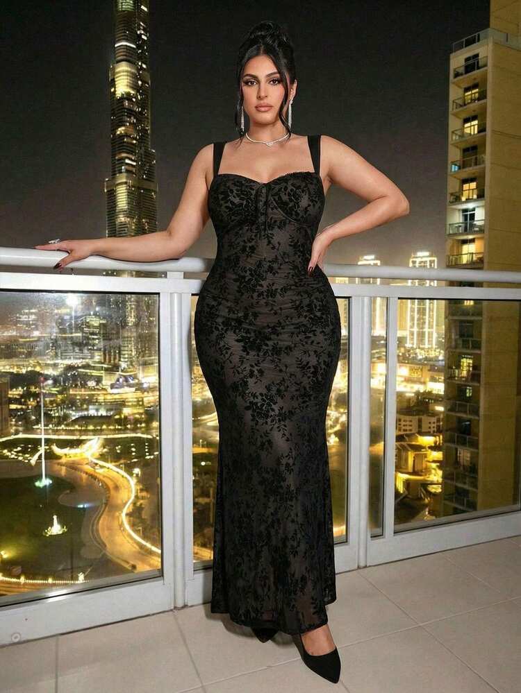 SHEIN BAE Vestido ajustado de camiseta negra con flocado para mujer de talla grande - Negro - Añade 1