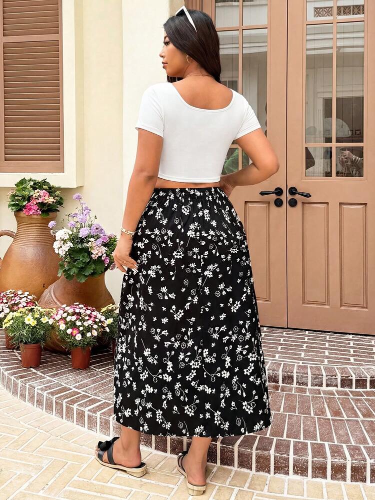 Solflare Conjunto de 2 piezas de camiseta de punto blanca de cuello redondo y falda con estampado y bajo dividido para mujer talla grande - Blanco y Negro - Añade 2