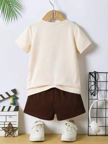 SHEIN Young Boy Summer Casual Contrast Color Patchwork Pocket Short Sleeve T-Shirt And Shorts Set,Toddler Knit Ribbed Retro Outfits For Kids Boy Vacations - Multicolor - View 2
