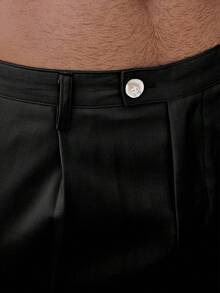 Manfinity Homme Plus Size Men's Solid Color Casual Shorts - Black - View 3