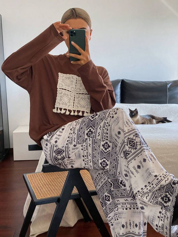 2pcs Women Lace Patchwork Pattern Loose Long Sleeve Pajama Set