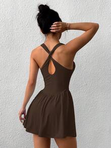 SHEIN EZwear 纯色宽肩带运动连衣裙配短裤泳装女装棕色吊带裙棕色连体裤女式棕色夏季连衣裙棕色性感连衣裙棕色连体裤连衣裙棕色连衣裙女式棕色连体裤棕色沙滩裙女式连衣裙棕色网球裙女装连衣裙女式连体裤夏季女式连体裤 - 巧克力棕 - 查看 2