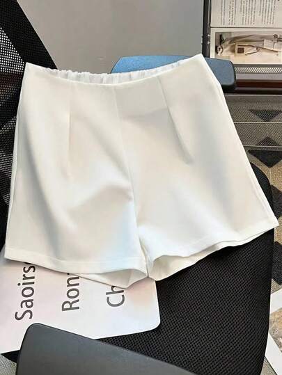 GlowEve CURVE Plus Size Women's New White Regular Loose Ruched A-Line Casual Shorts, Suitable For: Daily Wear, Workplace, Vacation, Light Gathering Occasions