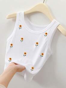 Resyla Daisy Embroidered Women's Round Neck Cropped Tank Top - White - View 3