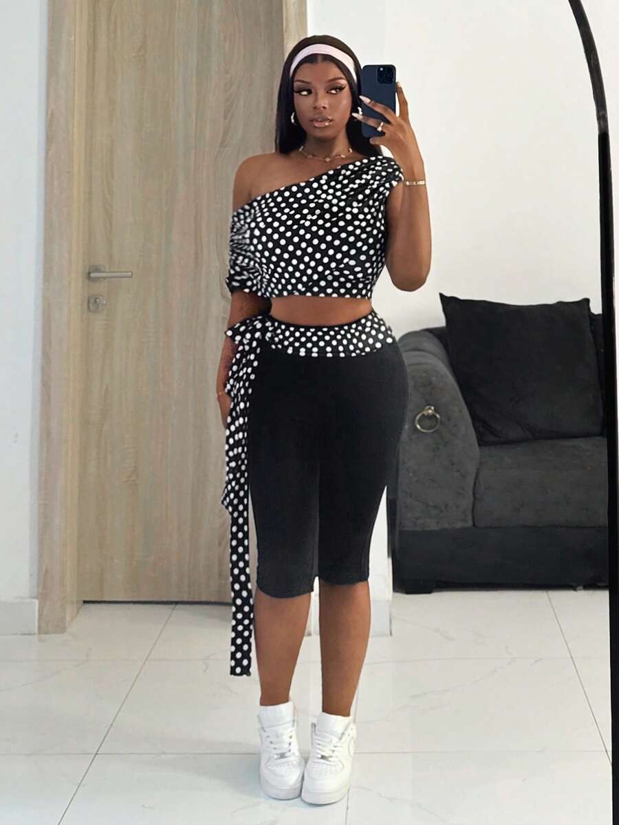 Slaydiva 夏日优雅、性感、度假、约会、日常穿着、婚礼季、千禧年辣妹风：单肩波点上衣搭配修身及膝紧身牛仔裤，黑白波点辣妹套装 - A - 黑與白 - 查看 1