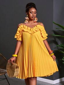 SHEIN CURVE+ Đầm nữ cỡ cực lớn mùa xuân/hè mới, thích hợp cho các dịp lễ hội âm nhạc, lễ Phục sinh, ngày Thánh Patrick, phong cách miền Tây, du mục, tiệc sinh nhật, lễ tốt nghiệp, phong cách đại học, sinh viên, thường ngày, đa năng cơ bản, thư giãn, du lịch tàu biển, bãi biển, tắm nắng, thịnh hành, thời trang đường phố, khách dự đám cưới, phong cách Bohemian, đi làm, ăn sáng muộn, tối giản cơ bản, thời trang đường phố Y2K sành điệu, bán chạy nhất, hẹn hò hàng ngày, trang phục sân bay. Đầm bé gái dáng chữ A không tay xếp nếp rộng rãi cỡ cực lớn - Màu vàng - Màu vàng - Xem 7