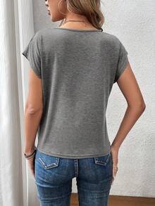 EMERY ROSE 女士休闲V领短袖纯色T恤，夏季圣帕特里克节 - 深灰色 - 查看 2