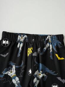 BATMAN X SHEIN 85th 男童舒适肖像图案短袖T恤和短裤睡衣套装，夏季 - 黑色 - 查看 5